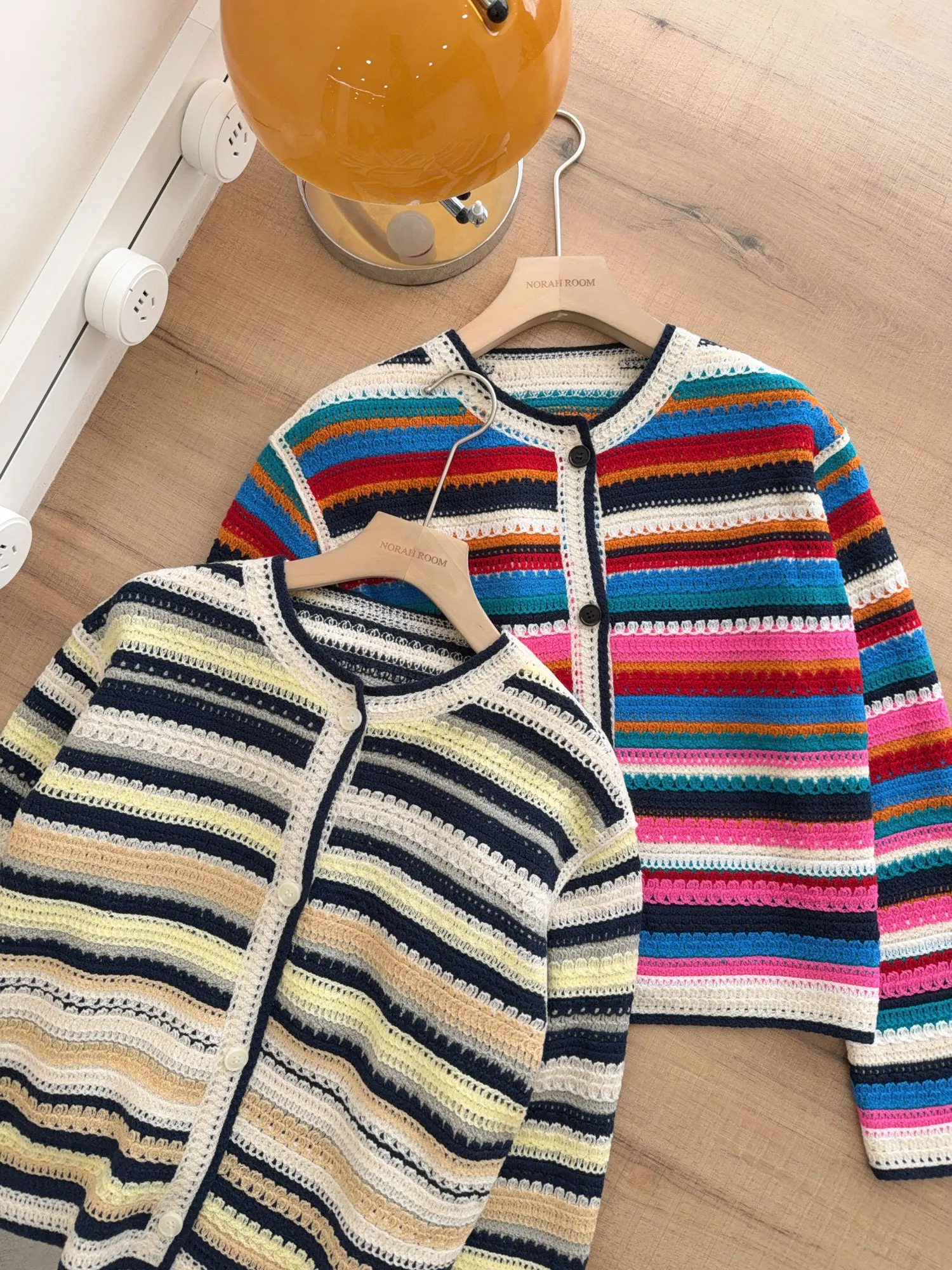 

Norxiao Selected 2025 Spring New Brand Little Rainbow Striped Knitted Cardigan Women's Regular Fit Long Sve round Ne Kni...