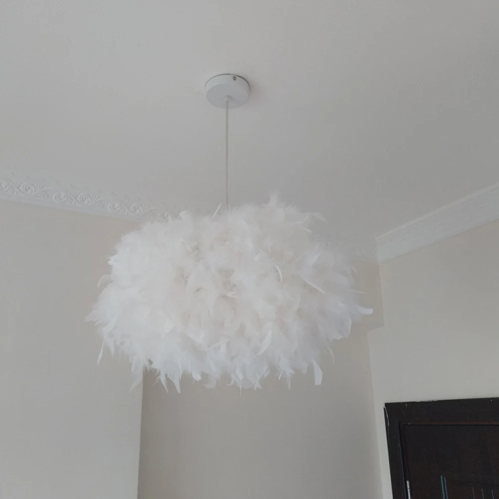 Lámpara colgante de plumas mullidas, candelabro moderno E27, accesorio de iluminación de hadas para dormitorio