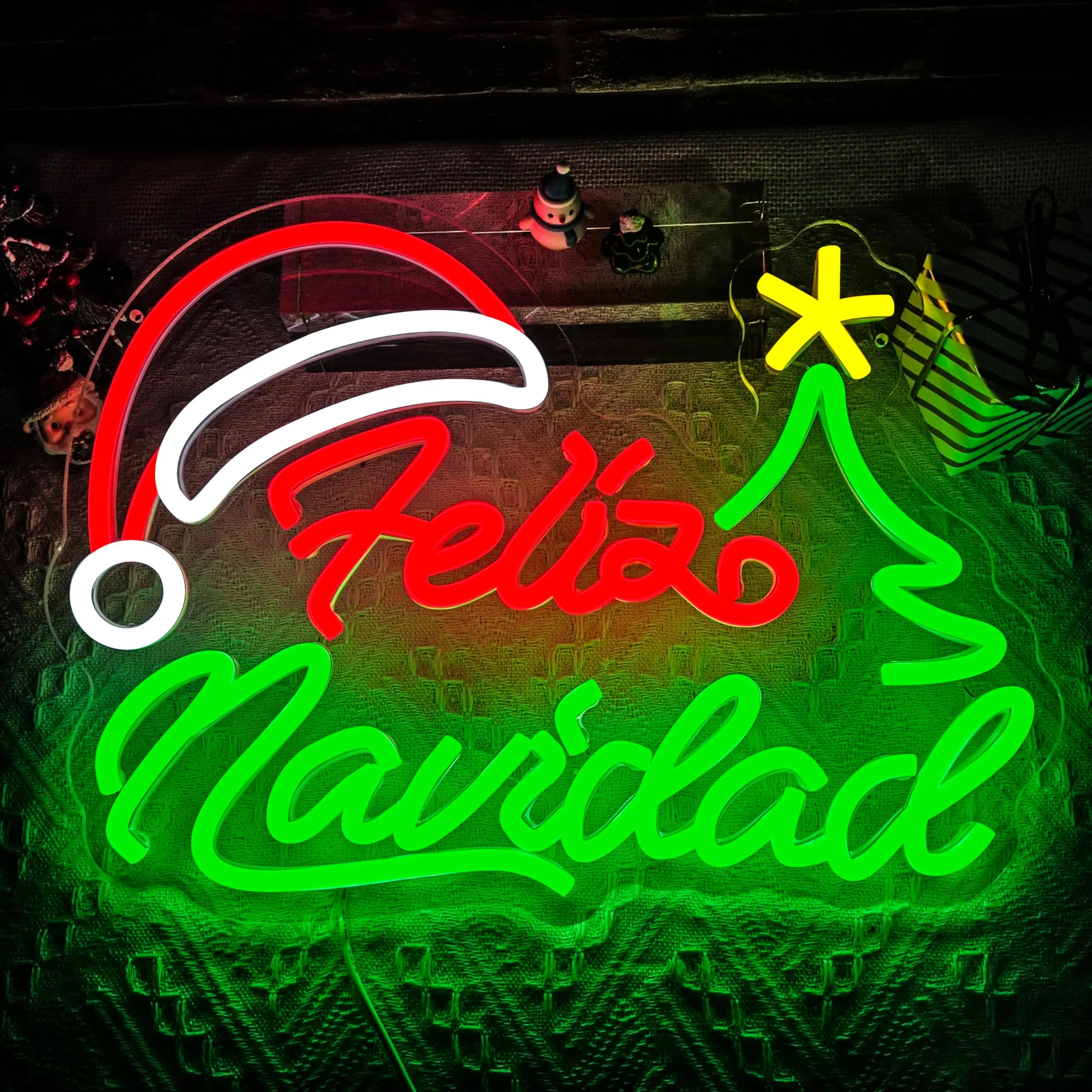 

Feliz Navidad Neon Sign Christmas Tree Dimmable Light Up Sign for Wall Decor Christmas Party Bedroom Living Room Kids Xmas