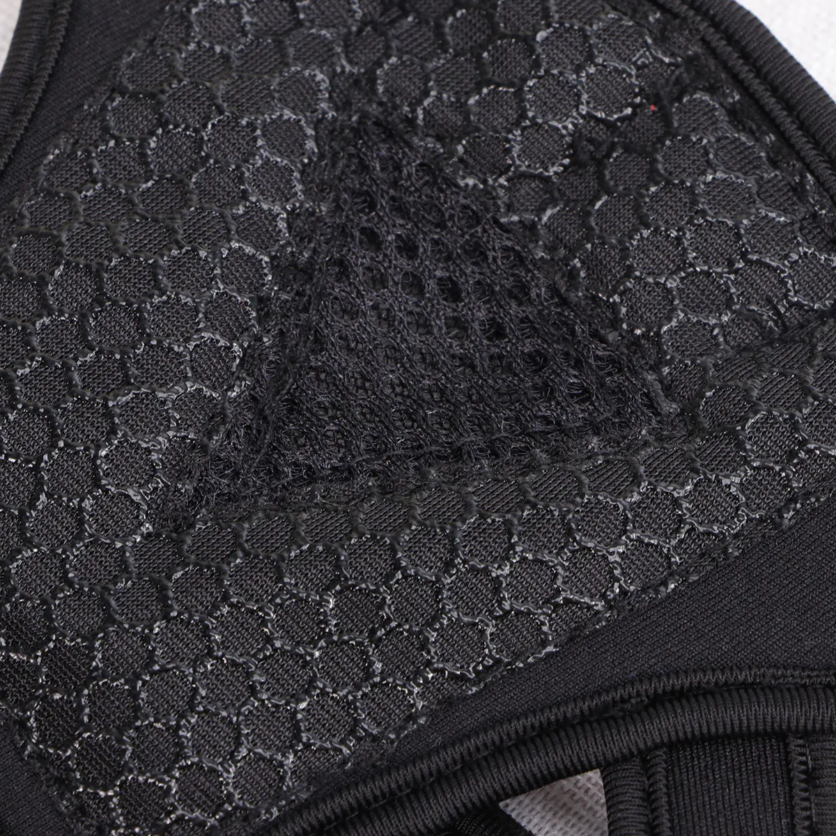 

New Gym Gloves Non slip Padded Wrist Strp Half finger Black Workout Weight Lifting Fitness Silicone Palm Protection Gloves
