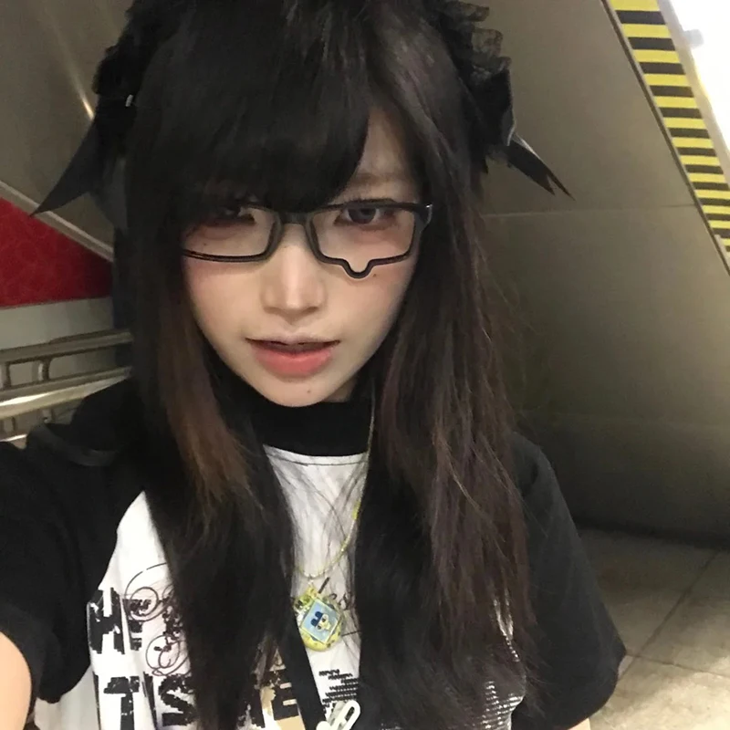 

Anime Crying Dripping Tears Glasses Unisex Black Eyeglass Frame Retro Kawaii Fashion Halloween Carnival Accessories