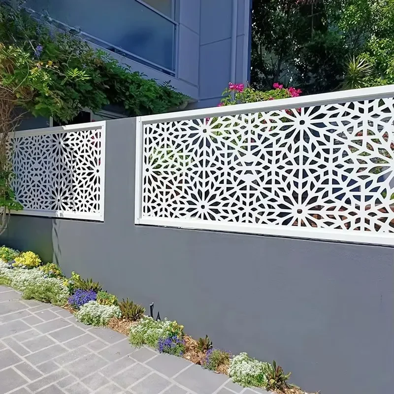 Aluminium Decorative Cut Metal Fencing Panels Outdoor Privacy Garden Screen