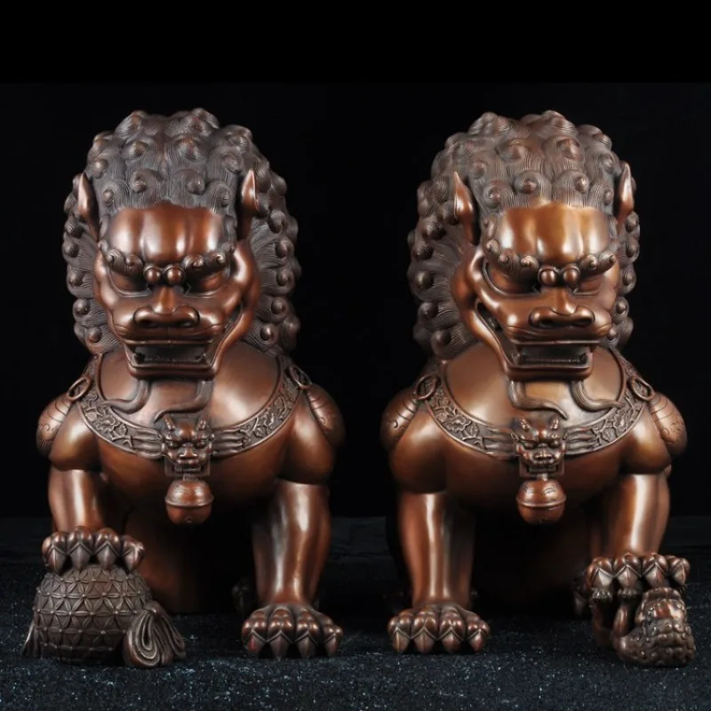Copper palace gate lion ornament attracts wealth A pair of Forbidden City lions Beijing lion home living room entrance office