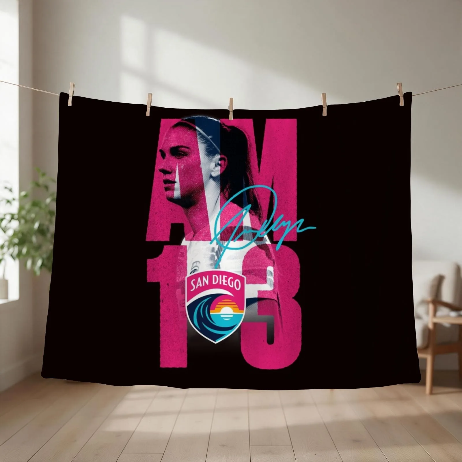 NWSL Alex Morgan Throw Blanket couch cozy soft plush fuzzy picnic outdoor blanket