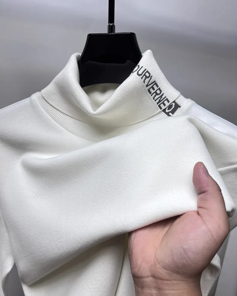 

High end brand velvet long sleeve T-shirt men's autumn new trend embroidered warm casual Korean version lapel pullover sweater