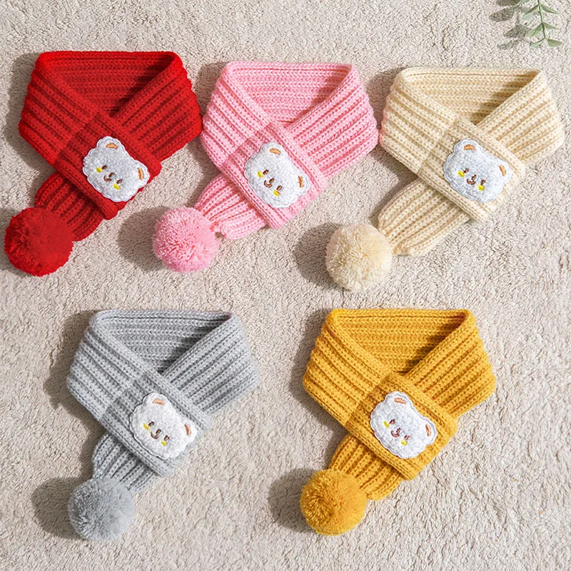 

1pcs Knitted Dog Scarf Winter Warm Knit Scarves With Ball Neck Decoration Pet Dog Accessories Knitting Neckerchief Collar Scarf