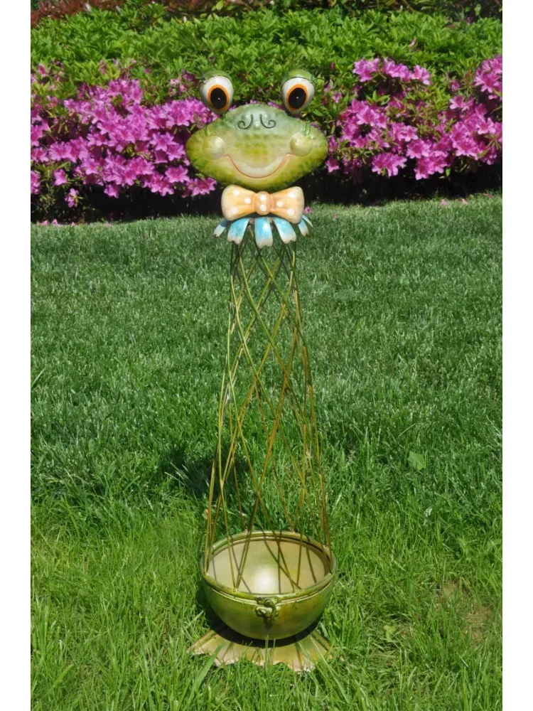 French Country Distressed Retro Iron Art Gardening Frog Climbing Vine Flower Pot Garden Decoration Ornaments