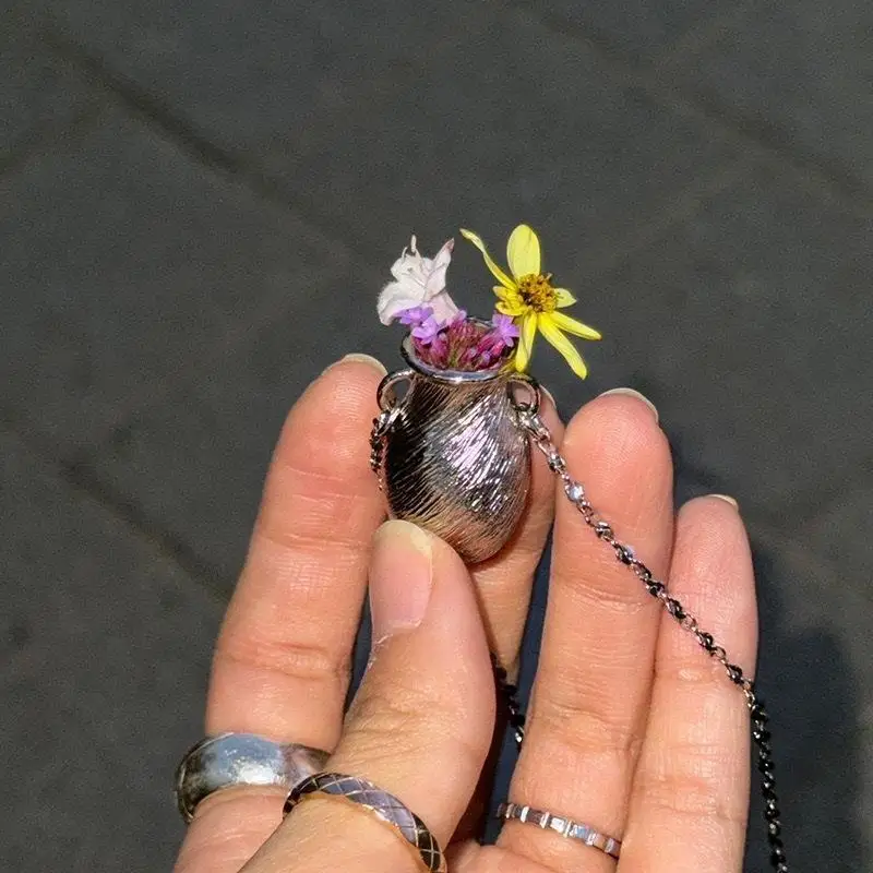Arrangement Necklace Dried Flower Necklace Jewelry Gift Miniature Vase Pendant Necklace Minimalist Art Flower