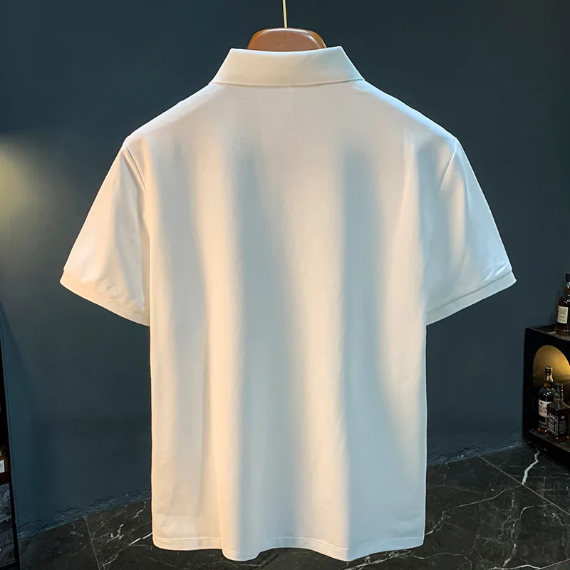الراقية قصيرة الأكمام بولو الرجال 2025 الصيف ضوء الأعمال عادية نصف كم بلون التلبيب تي شيرت