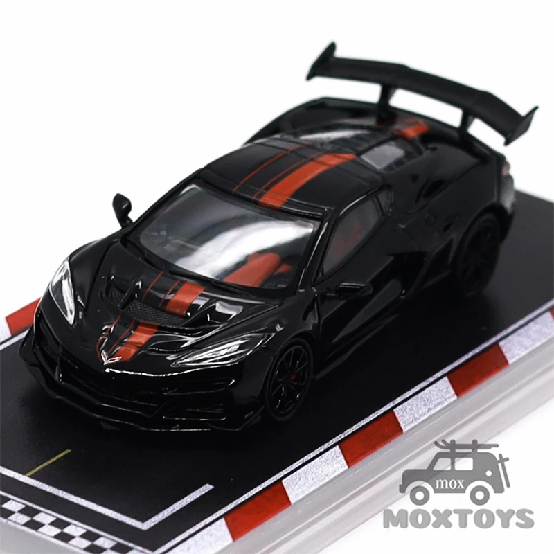 Fine Works64 1:64 Corvette C8 ZR1 Diecast Model Car view 2