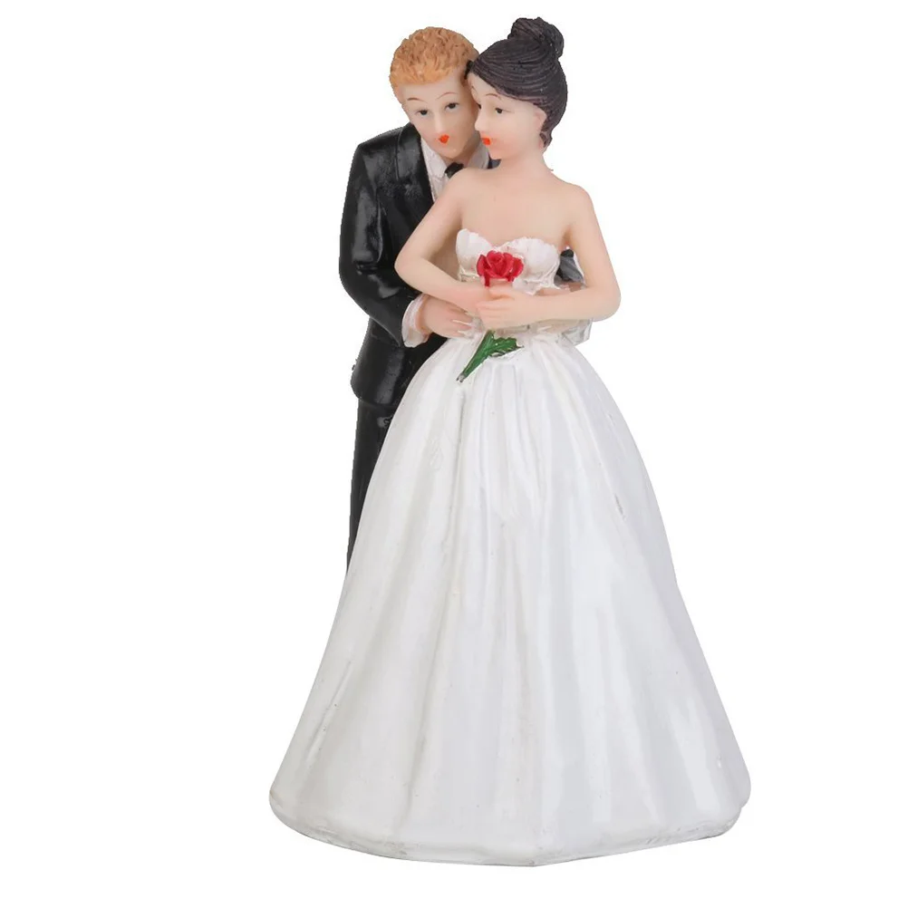 

Synthetic Resin Bride Groom Cake Topper Romantic Design Rose in Bride Hand Wedding Celebration Decor