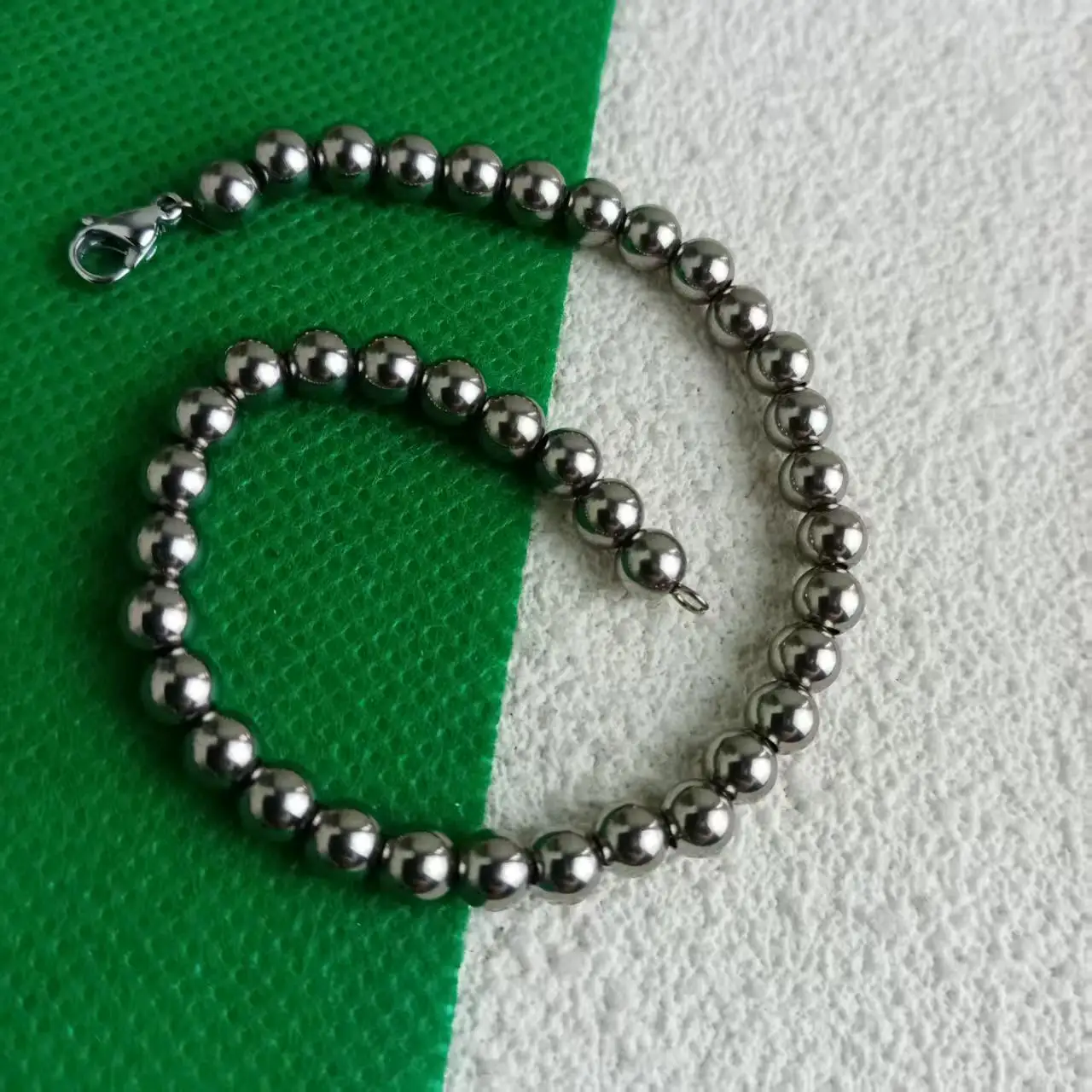 Women's Light Luxury Anti-Allergy Bracelet - 5mm Pure Titanium Beads, Simple Minimalist Style, Daily Wear Jewelry