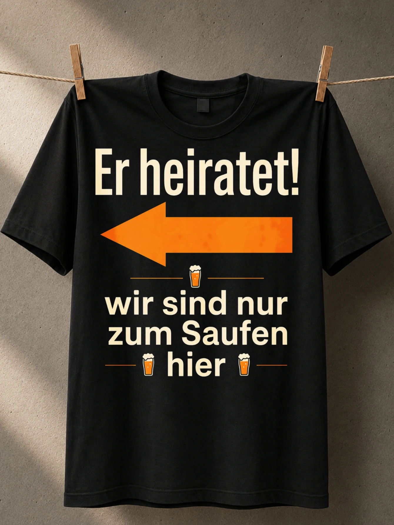 ER HEIRATET WIR SIND NUR ZUM SAUFEN HIER large orange left arrow small beer icons and clean stacked  Unisex All T-Shirt