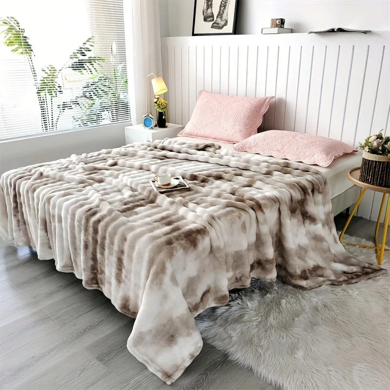 Ultra-Soft Faux Rabbit Fur Throw Blanket - Tie-Dye Plush, Warm & Cozy For All Seasons, Reversible, Machine Washable - Perfect Fo