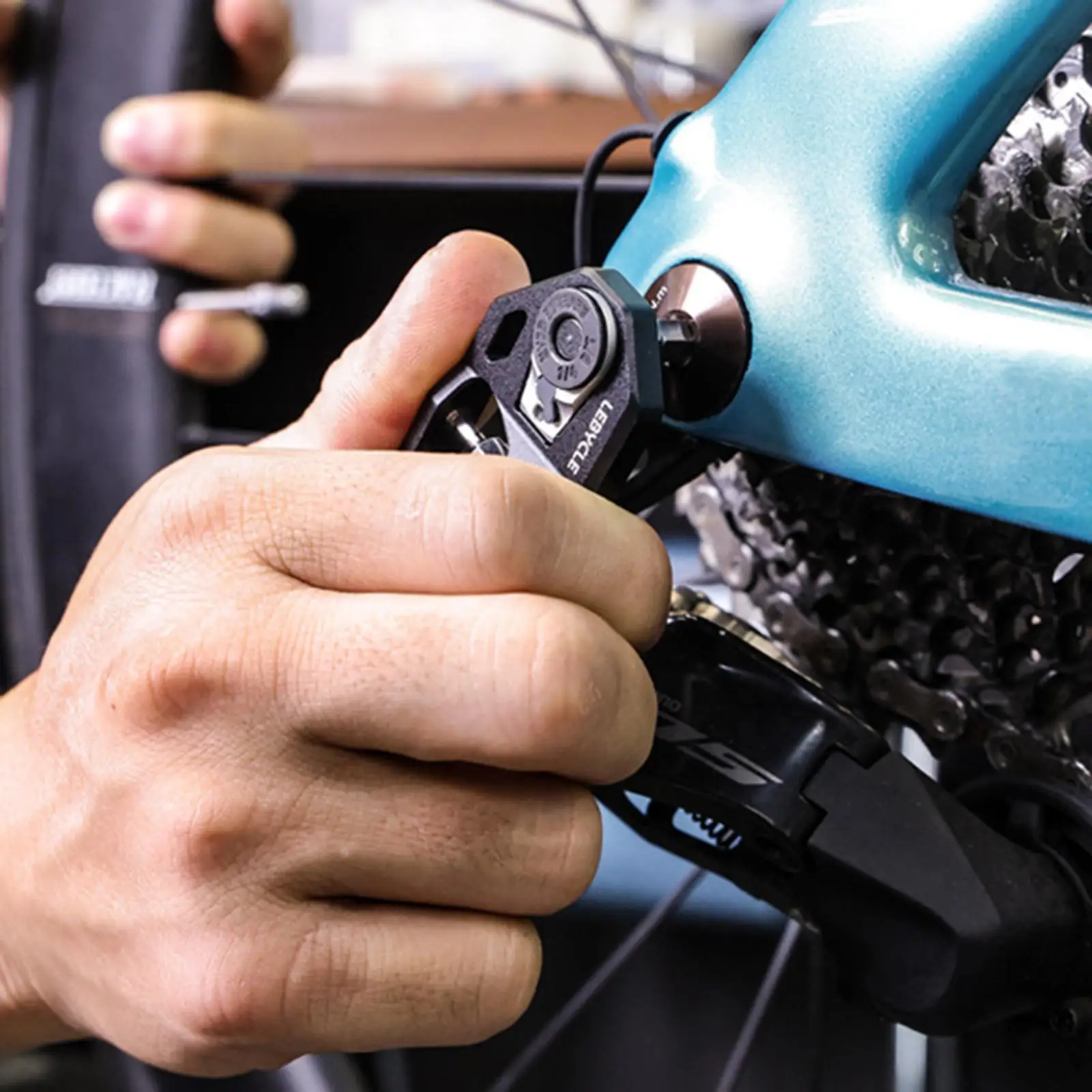 

Bike Ratchet Wrench Garage Father Day Gift Accessories Supplies Ergonomic Cycling Magnetic Maintenance Parts Ratchet Screwdriver