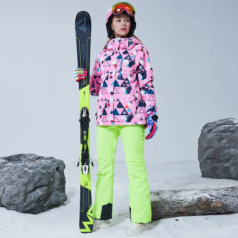 

-30 ℃ women's skiing suit Pink women's waterproof snow suit warm Snowboarding jacket and pants With a hat