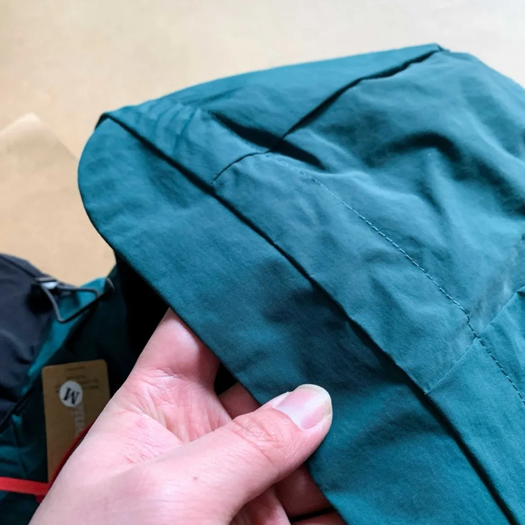 2026 Outdoor Mountaineering and Cycling Patchwork Soft Shell Windbreaker, Couple Jacket, Spring and Autumn Mountaineering Coat