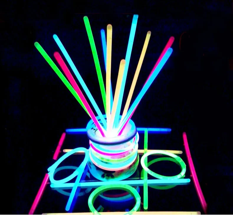 100Pcs Christmas Party Neon Glowstick Light Stick เด็กตลกของเล่นเรืองแสงใน Dark สร้อยข้อมือเรืองแสงของเล่นสำหรับเด็ก