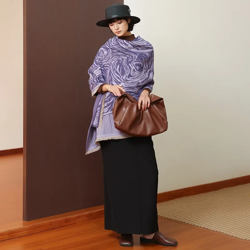 

New leopard print scarf, autumn and winter high-end office shawl, two-way Korean-style versatile thick warm neck warmer