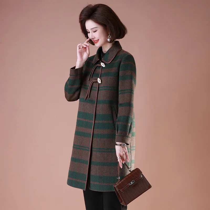 

Autumn and winter mother coat medium and long national style plaid woolen coat new Chinese middle-aged and elderly women's