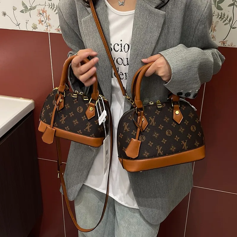 حقيبة كروس أنيقة للسيدات، حقيبة يد جلدية نسائية، حقيبة كتف من العلامة التجارية الشهيرة