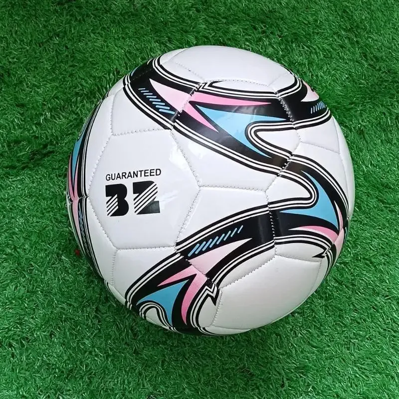 Pallone da calcio standard misura 5 - PVC di alta qualità, resistente all'usura, costruzione per allenamenti giovanili/adulti e partite competitive