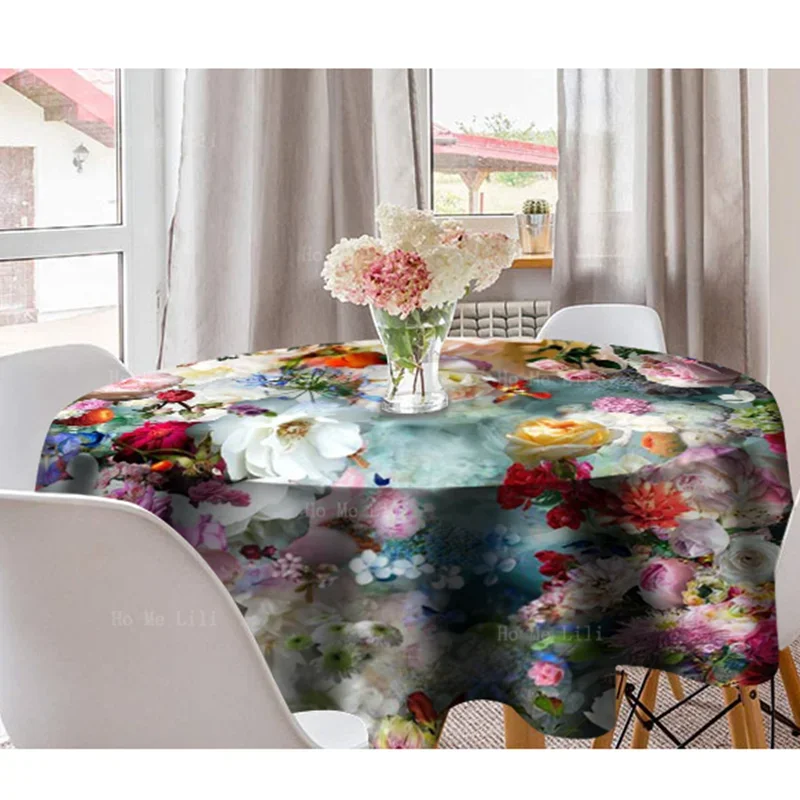 زهور ريترو أنيقة بألوانها الزاهية ومفارش المائدة الفنية المرفقة من Ho Me Lili لديكور الطاولة