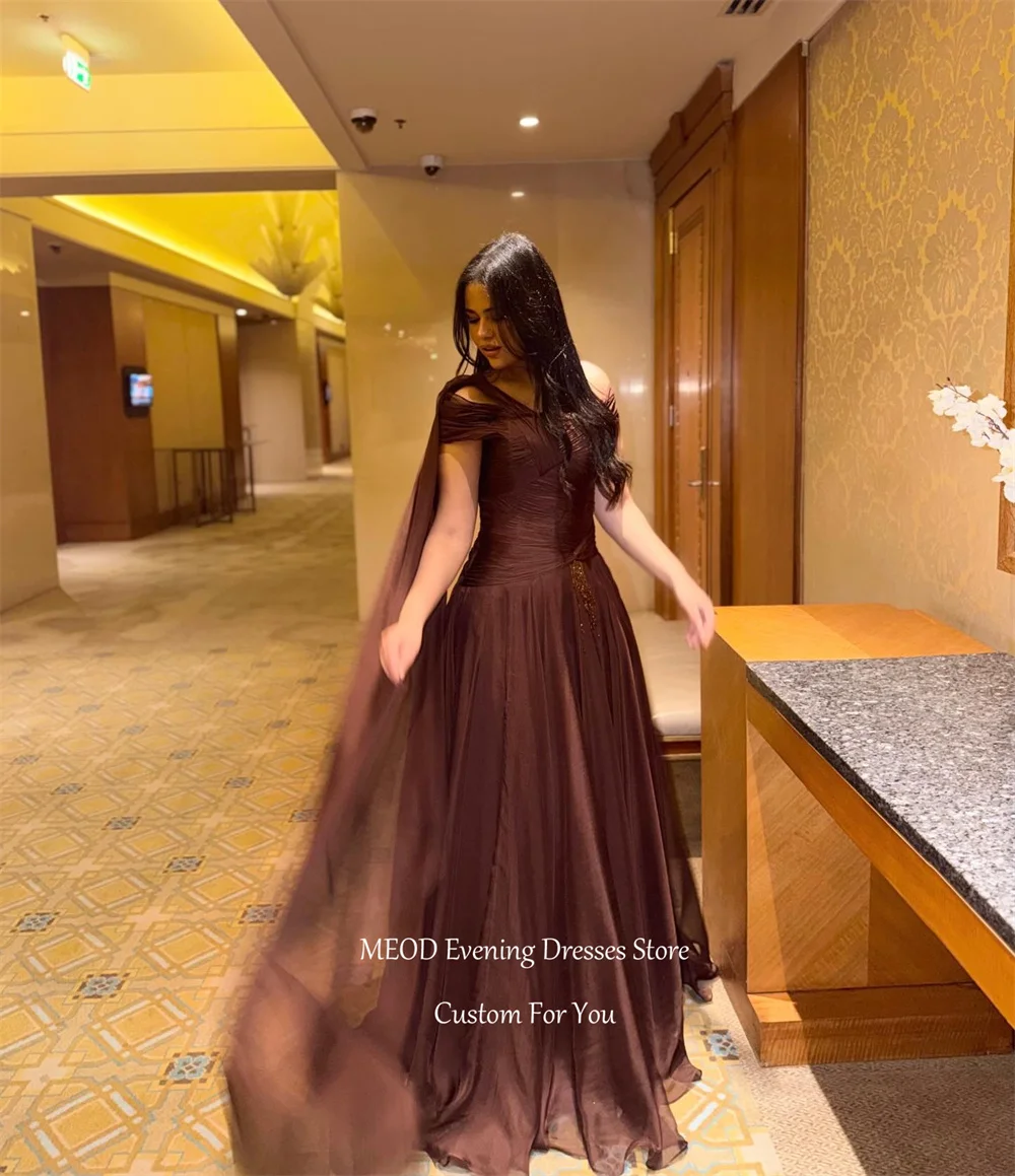 MEOD Braune trägerlose Abendkleider in A-Linie, elegante Chiffon-Kleider für den Abschlussball, schulterfreie Roben de Soirée, individuell gestaltet