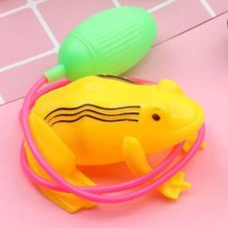 

1 PCS Pneumatic Clutch Animal Hand Pressure Frog Pneumatically Jumping Frogs Pinch of The Air Bag Horse Will Jump Science Toys