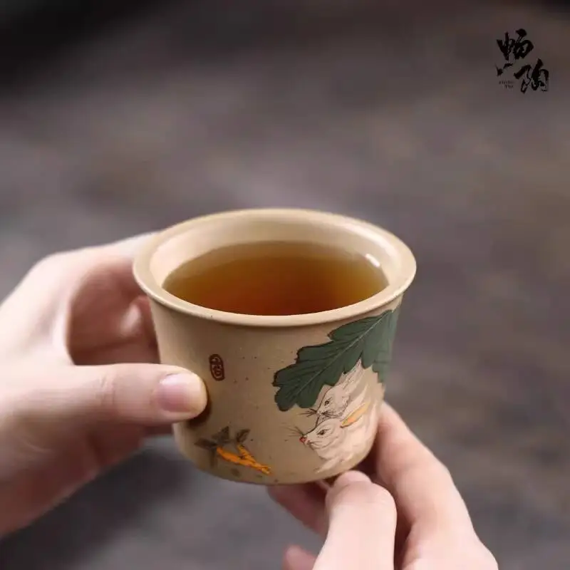 

[Chang Tao]Yixing Original Purple Handmade Kung Fu Duan Ni Tea Cup With Clay Painted Jade Rabbit Design 140Cc