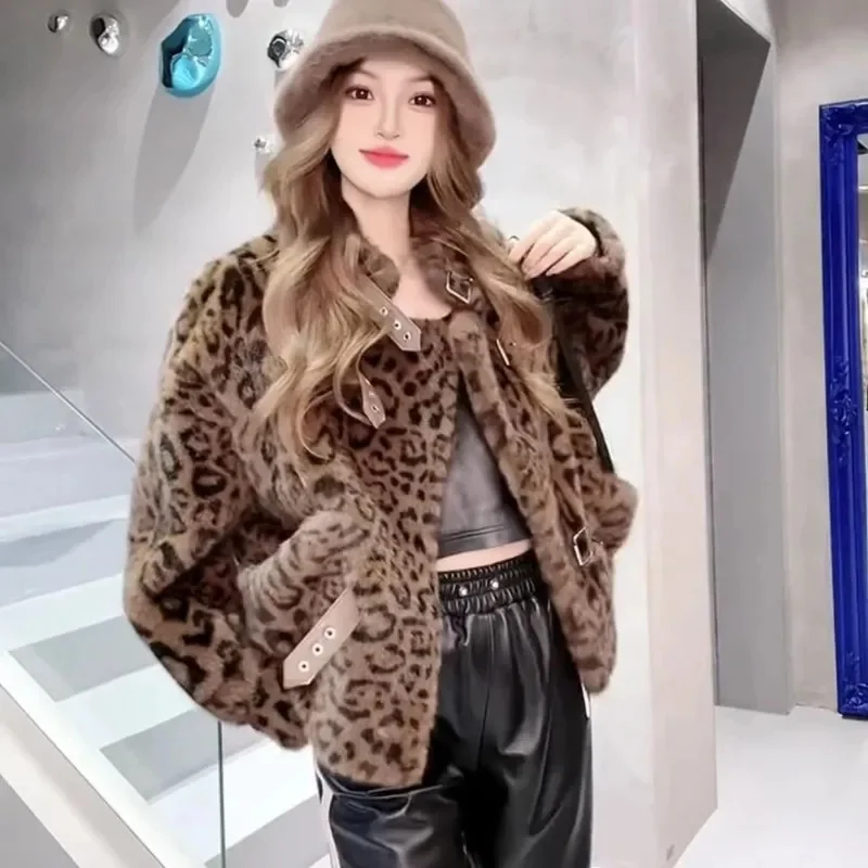 2024 Winter New Faux Mink Fur One-piece Jacket Women Short Stand Up Collar Leopard Print Fashionable And High-end Thick Jacket