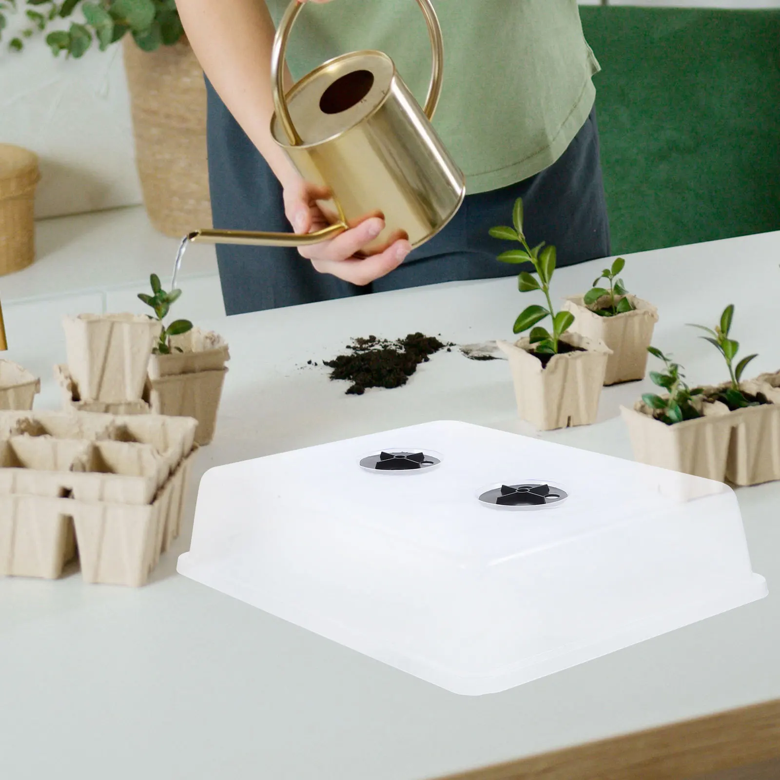 

1Pcs Transparent Planter Pot Lid Reusable Plastic Cover for Seedling Trays Moisture Retention Breathable Design Gardening
