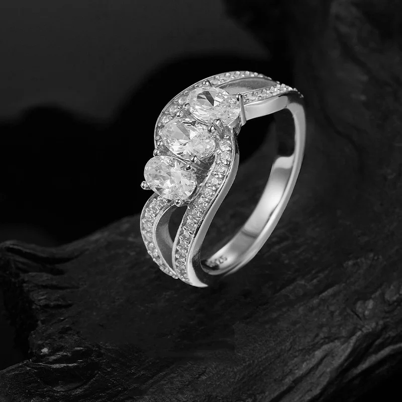 

S925 silver ring plated with K gold, irregular inlaid with moissanite, women's ring, Valentine's Day Christmas gift