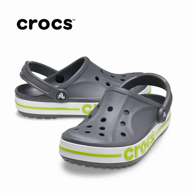 Crocs รองเท้าแตะ Clogs คลาสสิกสําหรับผู้ใหญ่สําหรับสตรีและผู้ชายรองเท้าแตะที่เป็นมิตรต่อน้ําฤดูร้อนรองเท้าแตะชายหาดกลางแจ้ง