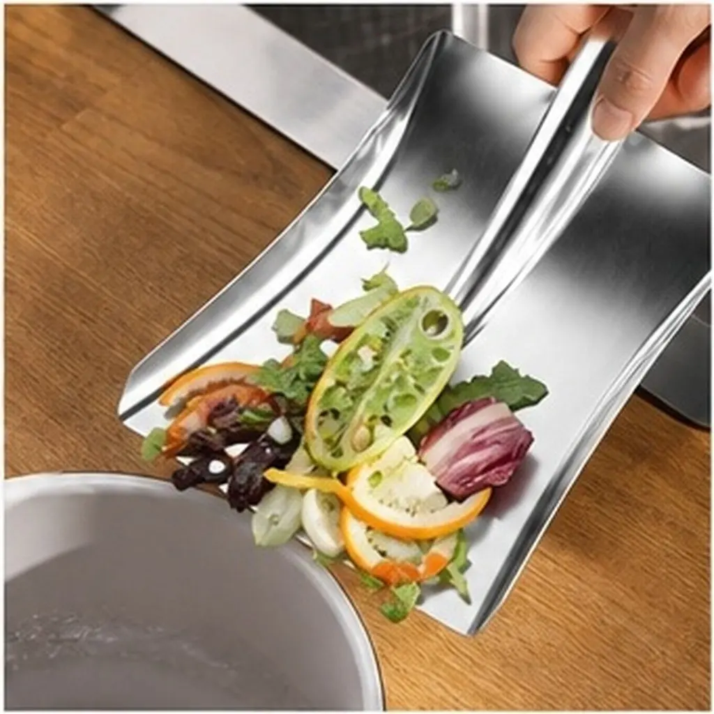 Premium Heavy-Duty Square-Head Iron Shovel Rustproof Polished Edge Multi-Use Cleaning Snow Garbage Kitchen Pet Food Dustpan Home