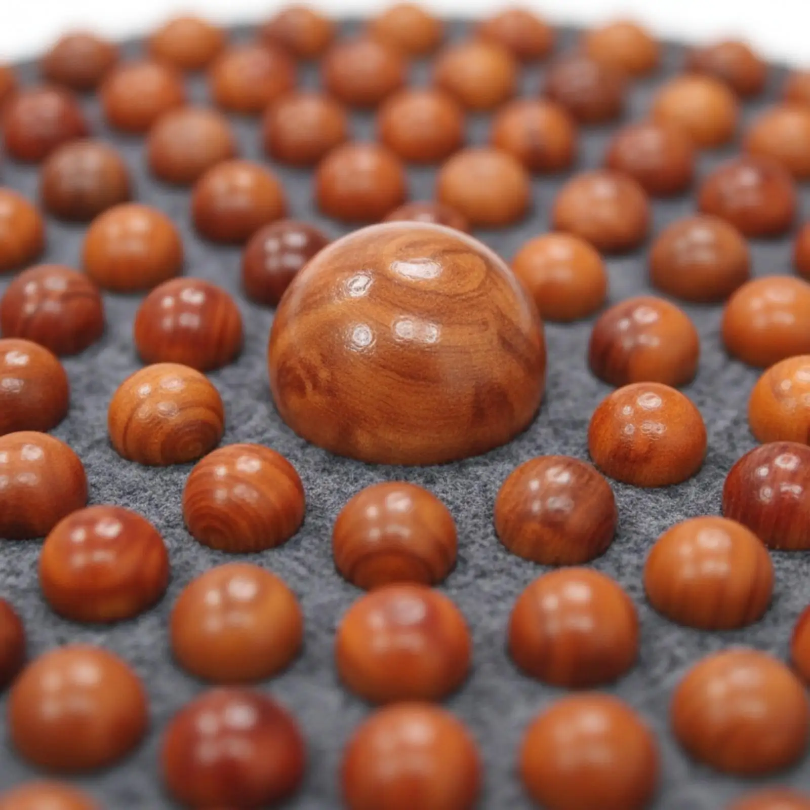 Massage Feet Device Acupressure Foot Pad Redwood with Wooden Balls for Sole Pressure Relief Standing Mat Tool