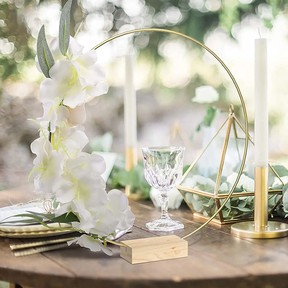 1Pcs Metal Floral Hoop Centerpiece Round Macrame Gold Hoop Ring with Wood Stands Sturdy DIY Wreath Ring Table Decoration