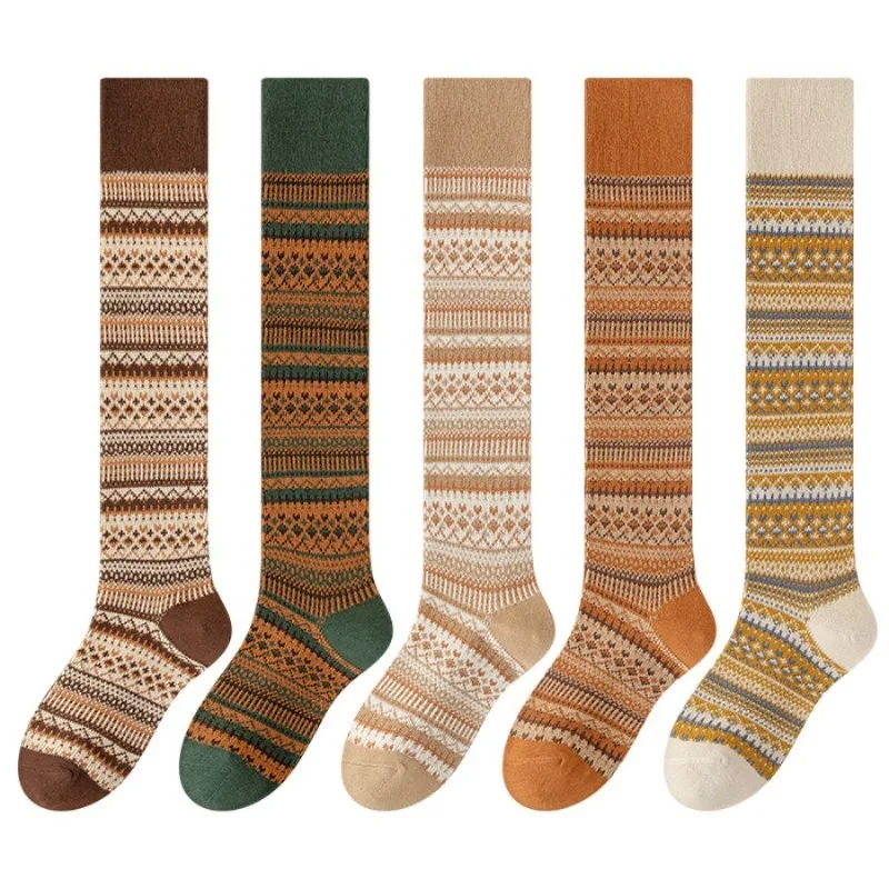 A Pair of Retro-Style Warm Wave Knee-High Socks for Autumn And Winter, Featuring Trendy Striped Compression Design