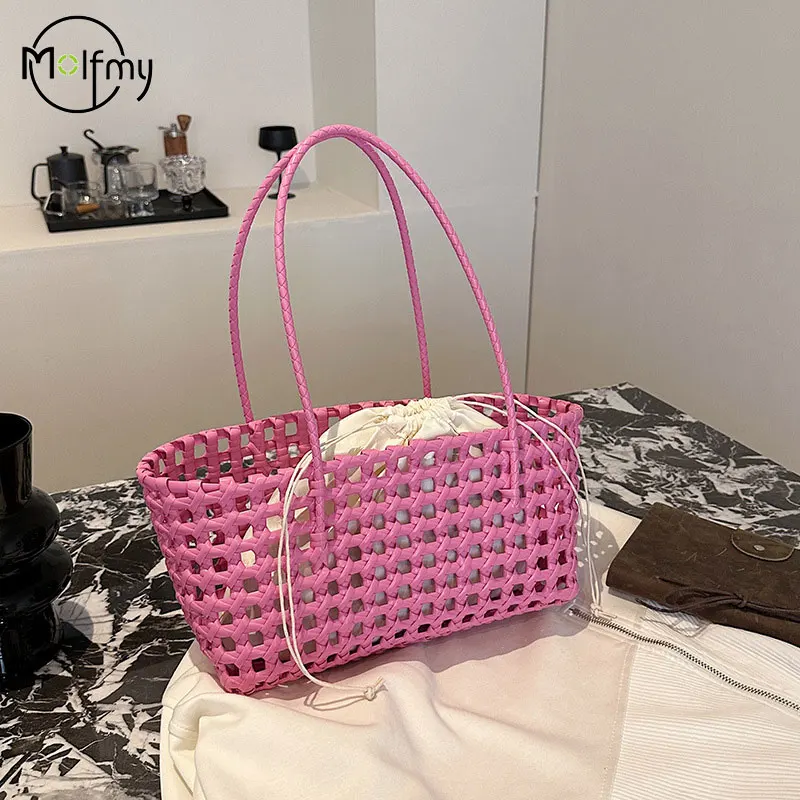 

Female Beach Bag Vegetable Basket Women Straw Bags Lady Travel Designer Handbag Handmade Woven Rattan Shoulder Bag Summmer 2026