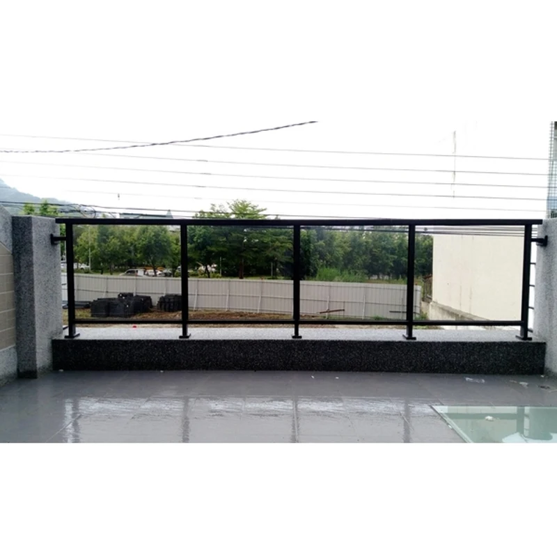 Maatwerk Hot Selling Trappen Balkon Dek Balustrade Kwaliteit Metaal + Glas Ontwerpen Brandwerende Reling Systeem