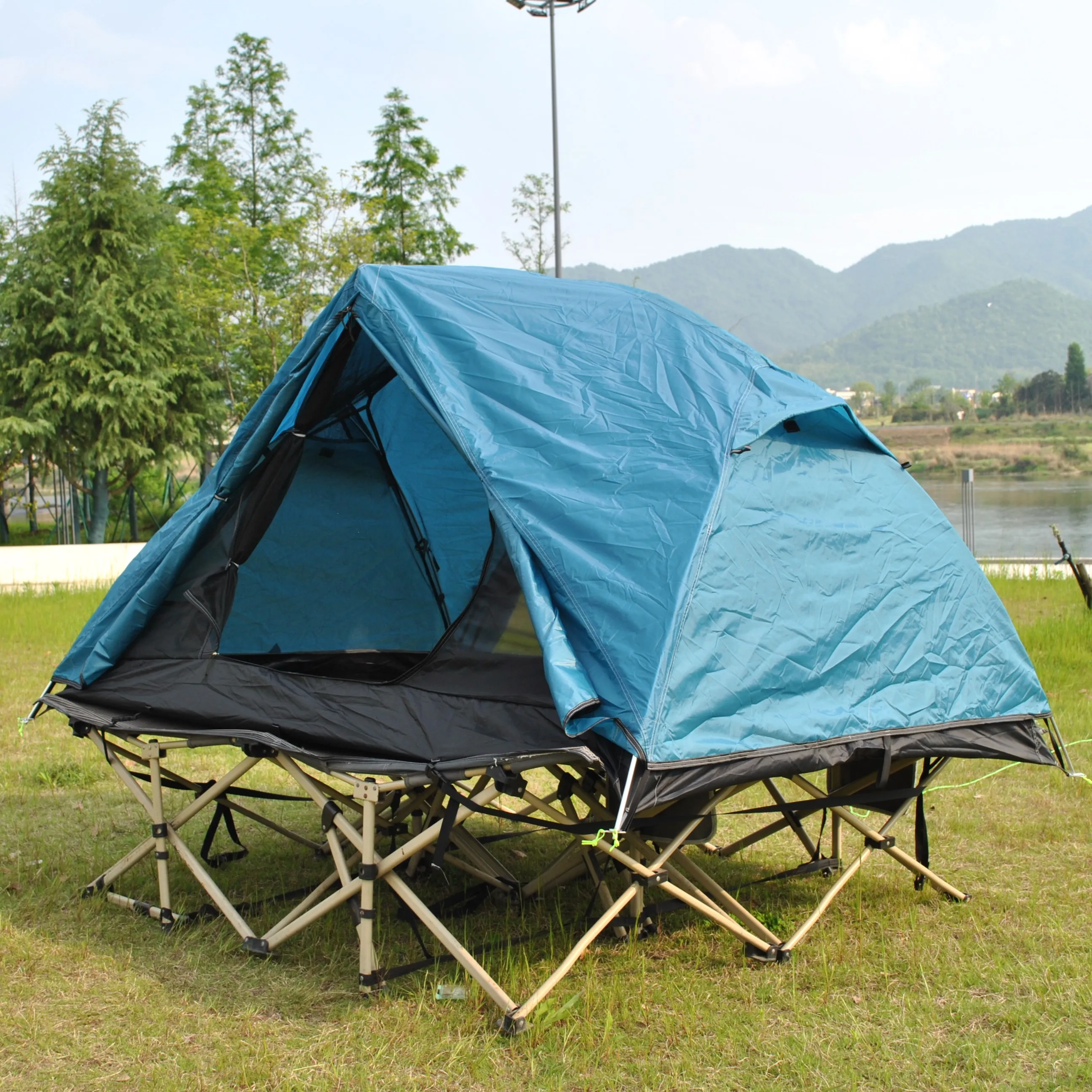 

2-Person Double-Layer Ultralight Backpacking Tent, Waterproof Shelter with Pegs & Footprint - Quick Setup for Outdoor​