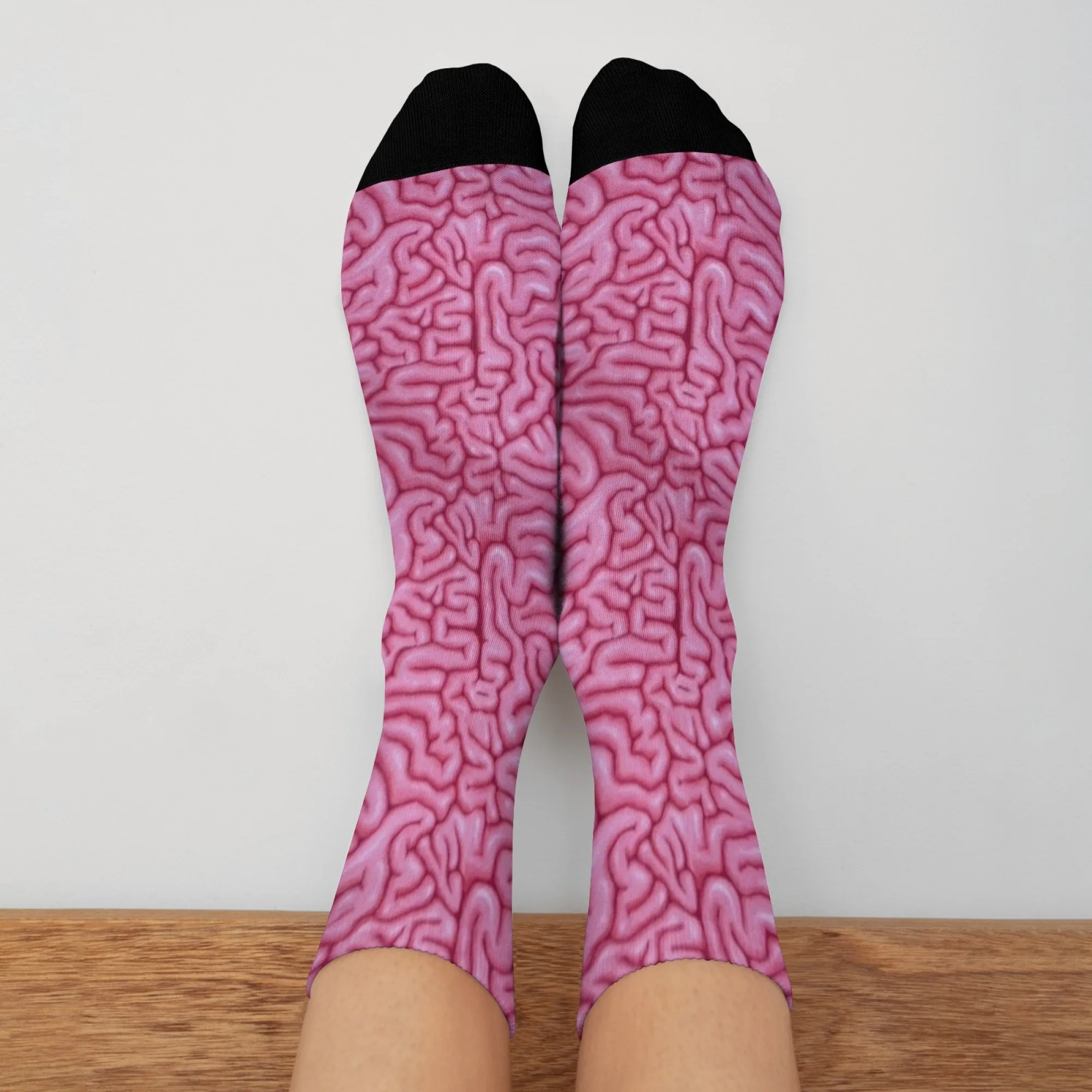 Rosa Gothic-Crew-Socken mit Gehirnmuster, medizinisch inspirierte Retro-Comic-Stil, Unisex-Neuheit, trendiges Street-Fashion-Festival-Party-Geschenk