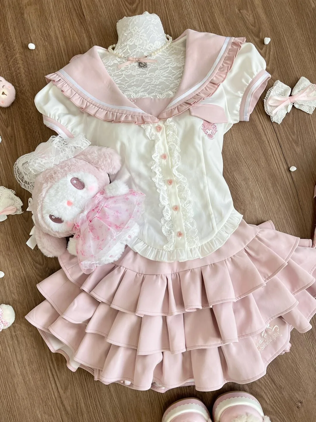 

Harajuku, милый наряд Лолиты, милая история кролика, кружевная блузка с рюшами, тонкая юбка трапециевидной формы, комплект из двух предметов для девочек-подростков