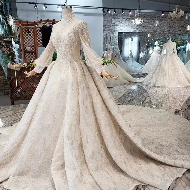 

Customized Dubai Luxury Handmade Beaded High Neck See-through Neckline Long Sleeve Wedding Dress Saudi Arabian Bridal Dress