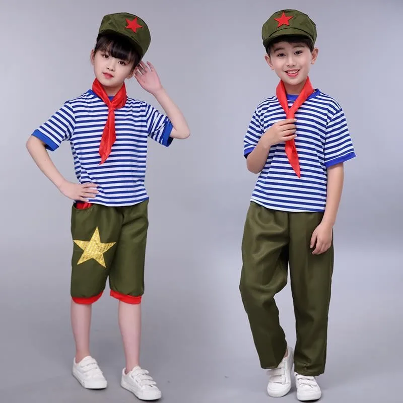 

Детский костюм «Маленький Красный Лэй Фэн» для выступлений, танцевальный наряд «Красная звезда» для юношей, для больших хоровых выступлений