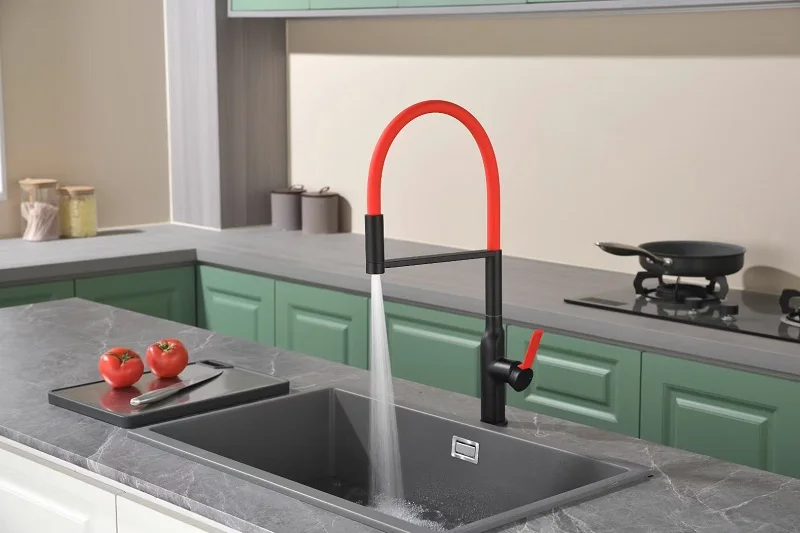 Premium Brass Single-Hose Pull-down Kitchen Faucet with 2-function Spray Head and Silicone Hose Hot and Cold water Sink Faucet
