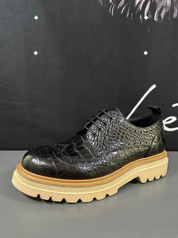 Autumn New Men's Casual Formal Leather Shoes, Platform Tire Cowhide Lace-up Engraved Trendy High-end Men's Shoes
