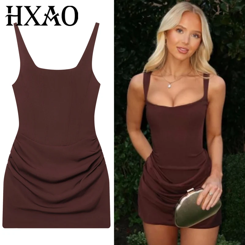 HXAO Plissierte Slip-Kleider Damenkleid Sommer 2026 Sexy Mini Braunes Rückenfreies Kleid Schickes Ärmelloses Kurzes Kleid Resort Vestidos
