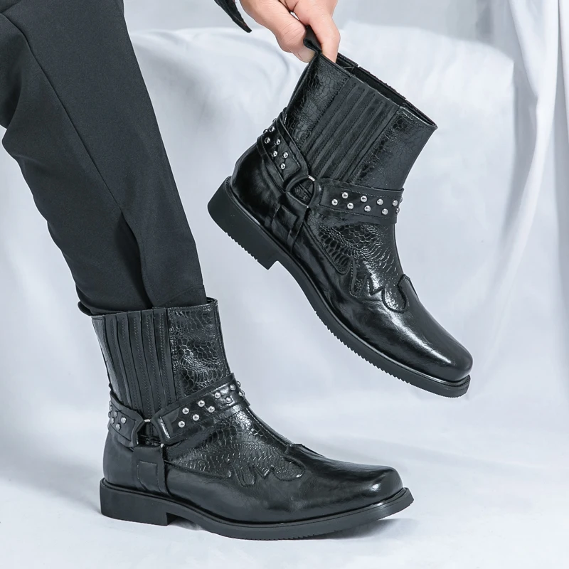 2025 Autunno Nuove scarpe in pelle transfrontaliere per uomo Casual One Step Stepping British Business Formale Set di grandi dimensioni in pelle Sho