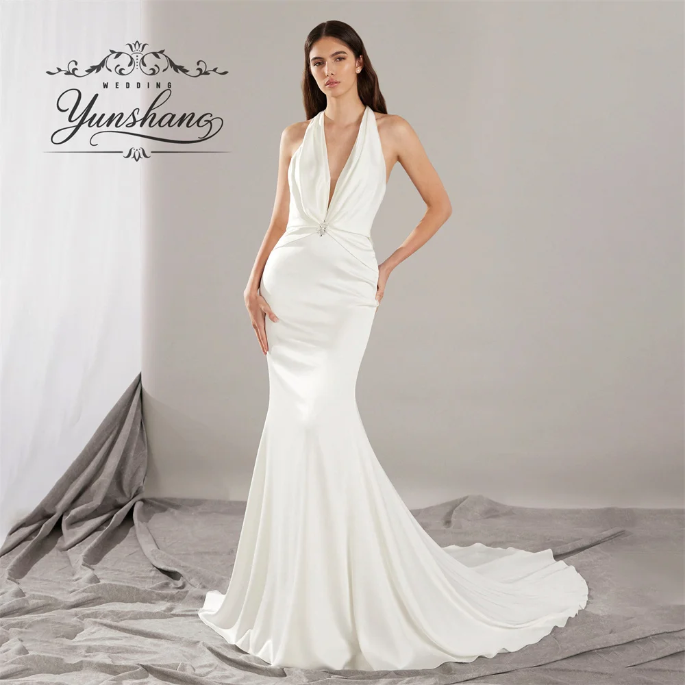 

YunShang Customized Backless Halter Sweep Train Mermaid Wedding Dress V-Neck Simple Sleeveless Diomands Morden Eleagnt Ruffles